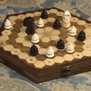 agon a.k.a. "the queen's guards" wooden board game